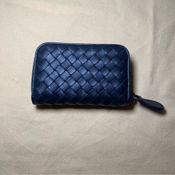 Bottega Veneta Zipped Card Case - Picture 12 of 15